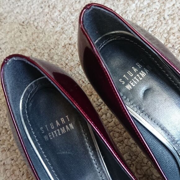 Stuart Weitzman Burgundy Patent Leather Round Toe Pumps Size 7.5M - Picture 8 of 13